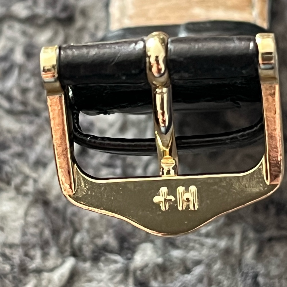 ‼️price dropped‼️ Vintage Disney Watch works Mickey Mouse leather croco watch. - Picture 6 of 10